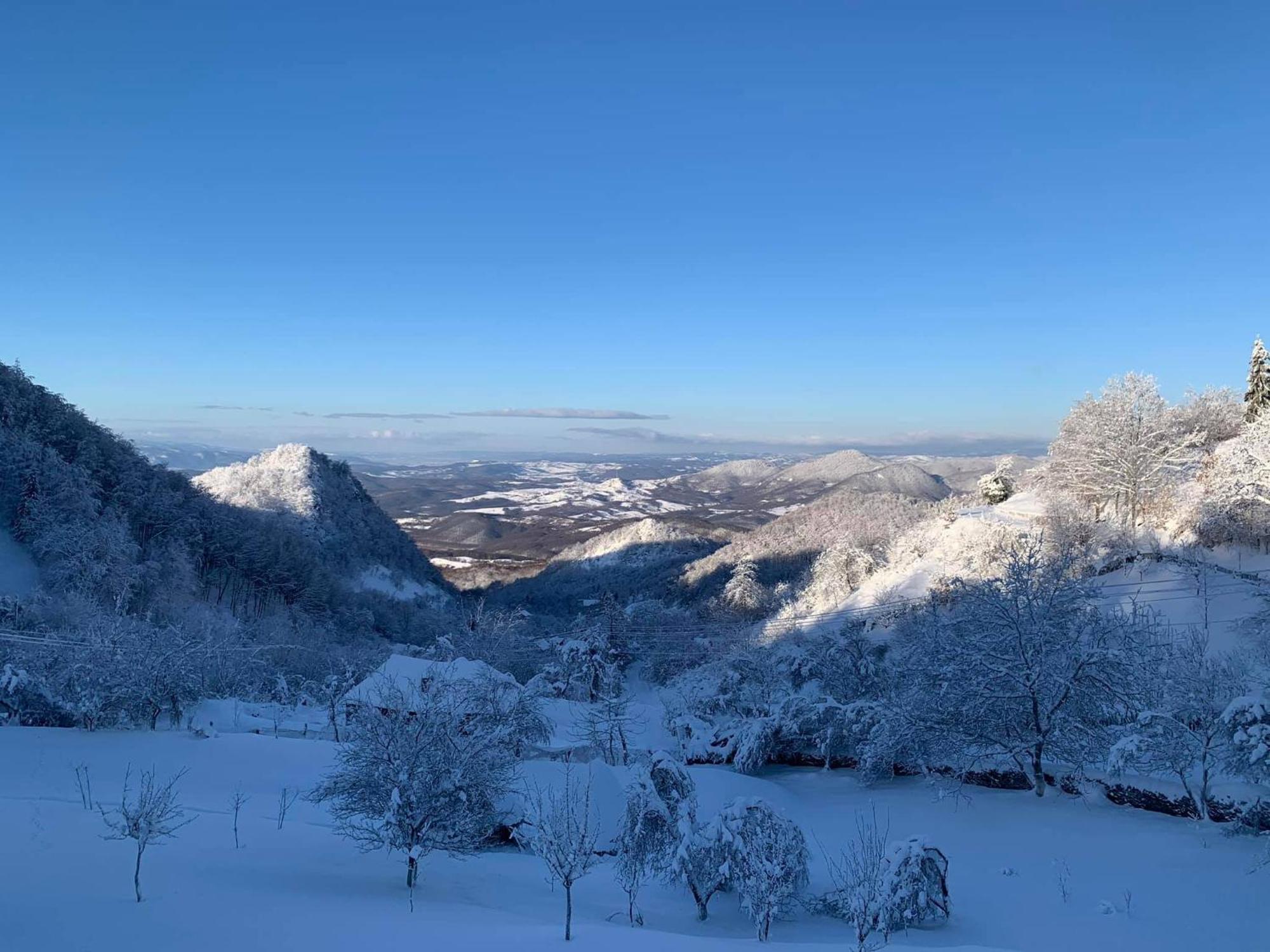 Vila Anastasia Sacarimbu Buitenkant foto